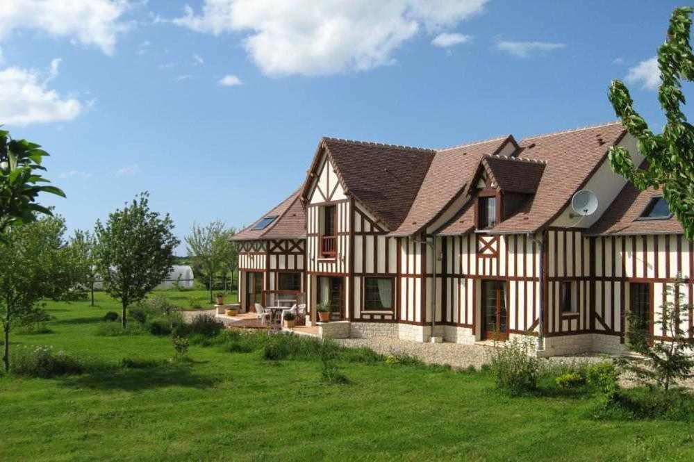Le Mont D'Auge Bed & Breakfast Canapville  Luaran gambar