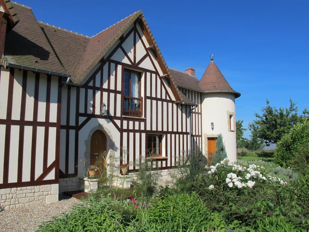 Le Mont D'Auge Bed & Breakfast Canapville  Luaran gambar