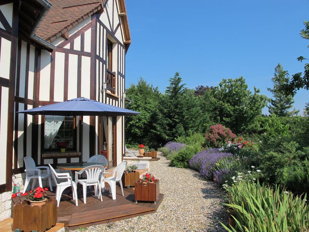 Le Mont D'Auge Bed & Breakfast Canapville  Luaran gambar