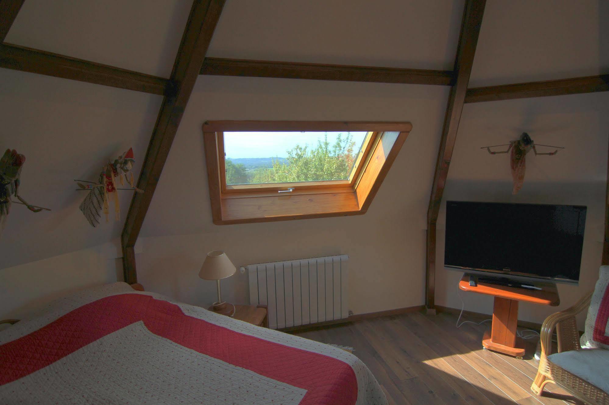 Le Mont D'Auge Bed & Breakfast Canapville  Luaran gambar